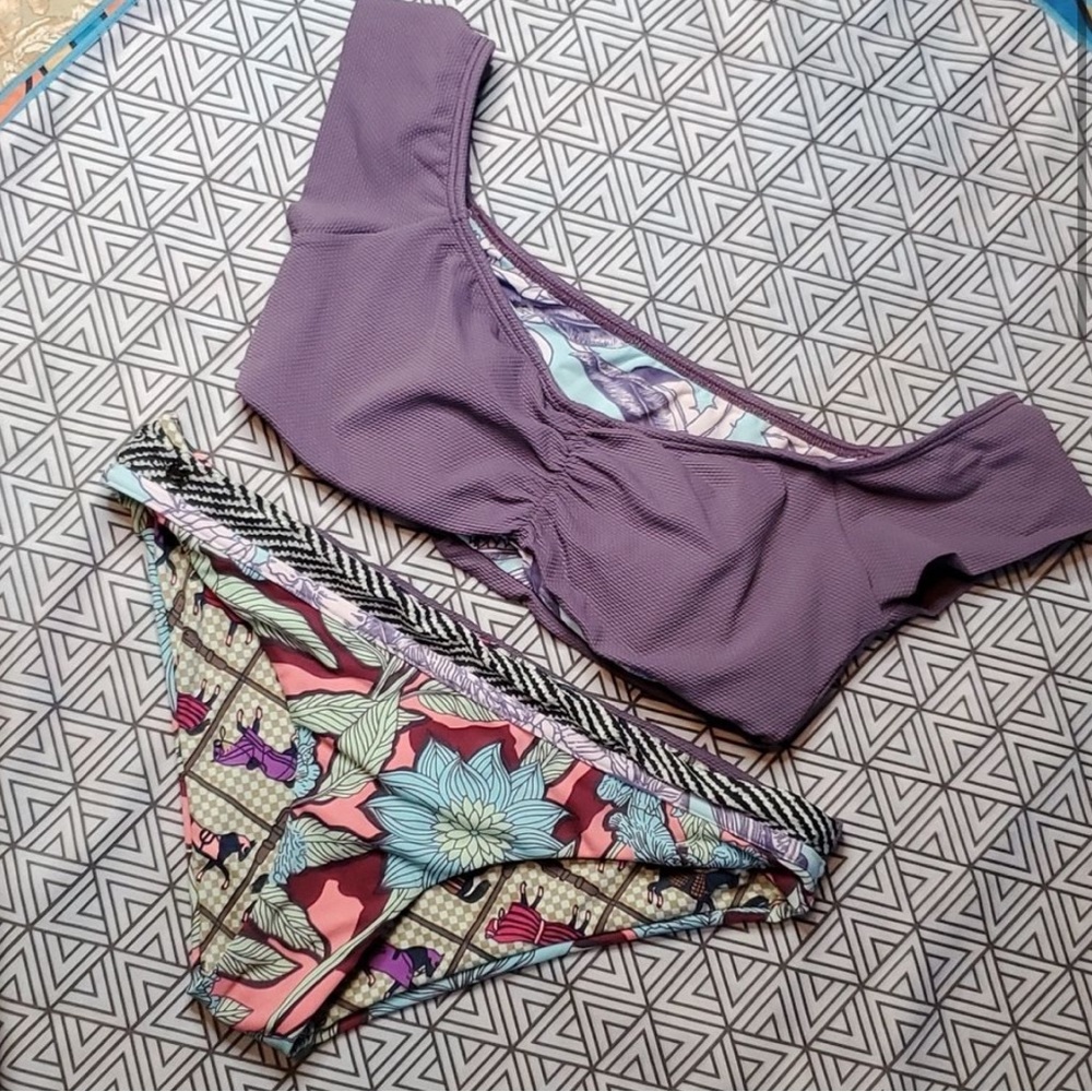 Maaji medium cap sleeve bikini with reversible floral bottom horse print.